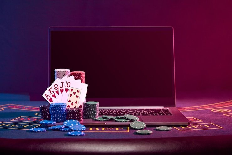Tabel perbandingan QRIS versus rekening virtual bank